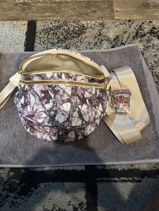 Handbags - Stylish Pink Marble Crossbody Bag with Gold Zippers